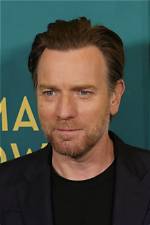 A Look at Ewan Mcgregors Hairstyles Through the Year's