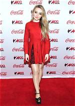 Discovering Sabrina Carpenter's Height: How Tall Is She?