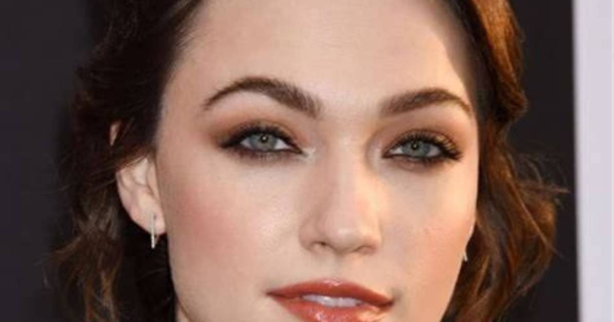 Discovering Violett Beane: a Rising Star in Hollywood