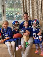 Eli, Peyton Mannings Rare Photos with Kids: Family Album