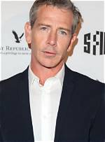 Exploring the Fascinating Facts About Ben Mendelsohn's Height