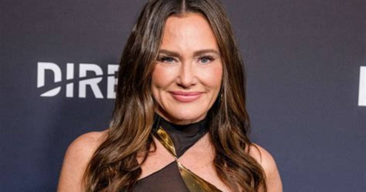Here Is Why Everyone Thinks Meredith Marks Might Wear a Chest Plate, Surgery & Health Update