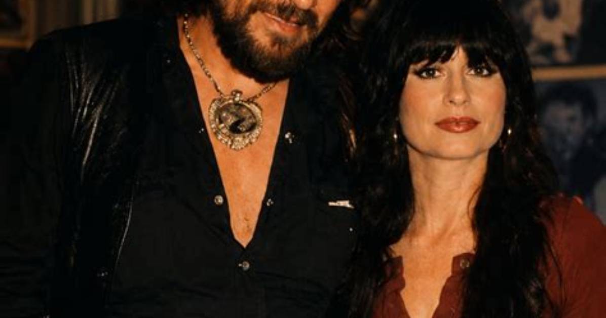 How Long Were Waylon and Jessi Married: Uncovering Their Love Story
