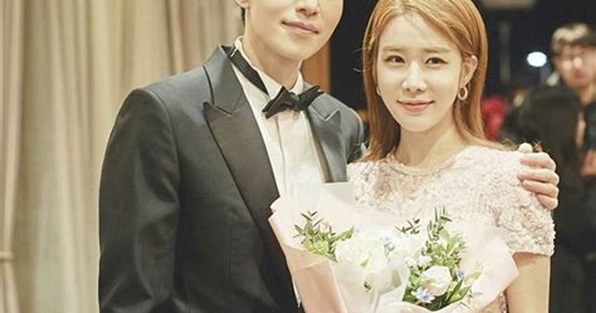 Is Lee Dong Wook Married? Family and Net Worth Explore ·