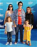 Johnny Knoxville Wife, Daughter, Children, Family, Net Worth, Height