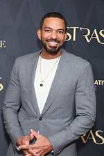 Laz Alonso's Love Life: a Comprehensive Overview of His Past and Present Relationships
