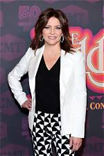 Martina Mcbride Height Weight Net