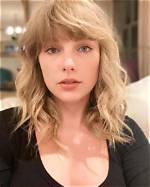 Photos Taylor Swift Without Makeup from 2008 People Shoot ·