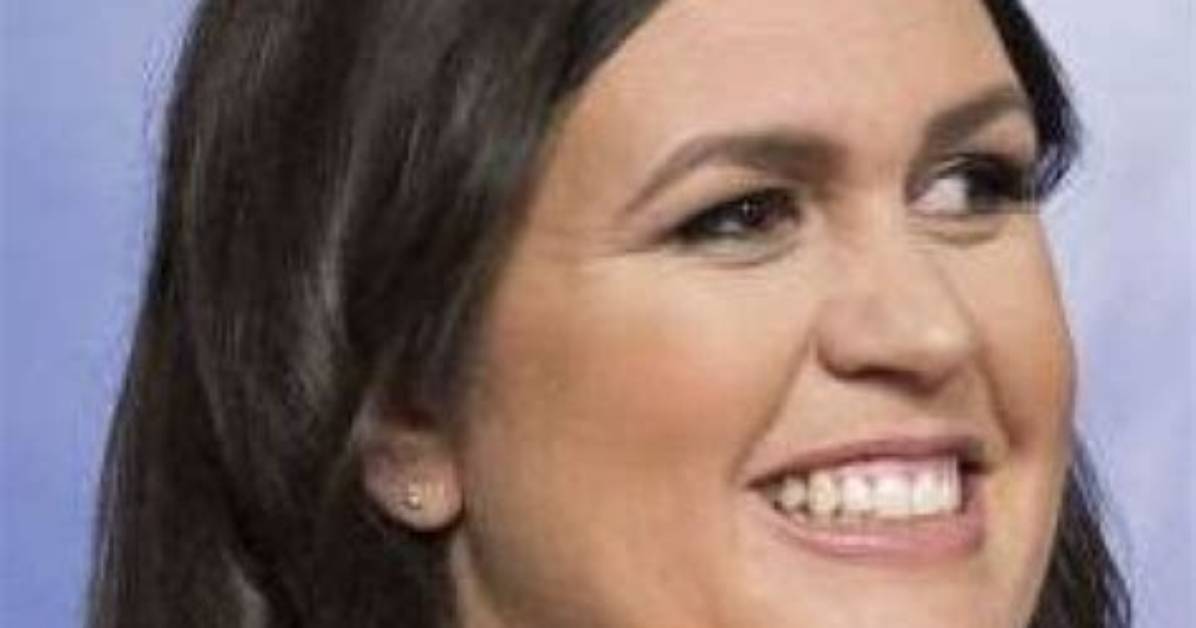 Sarah Sanders Height