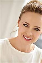 Tami Stronach- Wiki, Age, Height, Net Worth, Husband, Ethnicity