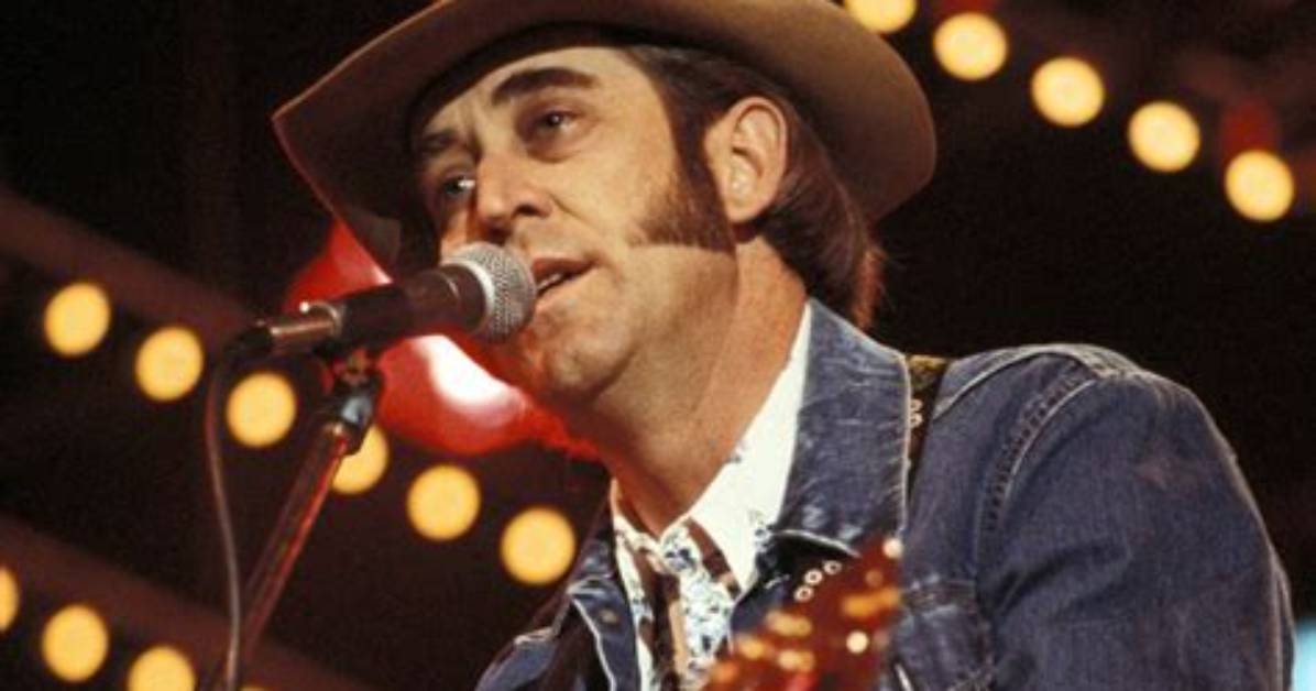Uncovering the Identity of Don Williams' First Wife
