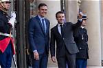 Unveiling the Height of Emmanuel Macron: How Tall Is He in Feet?