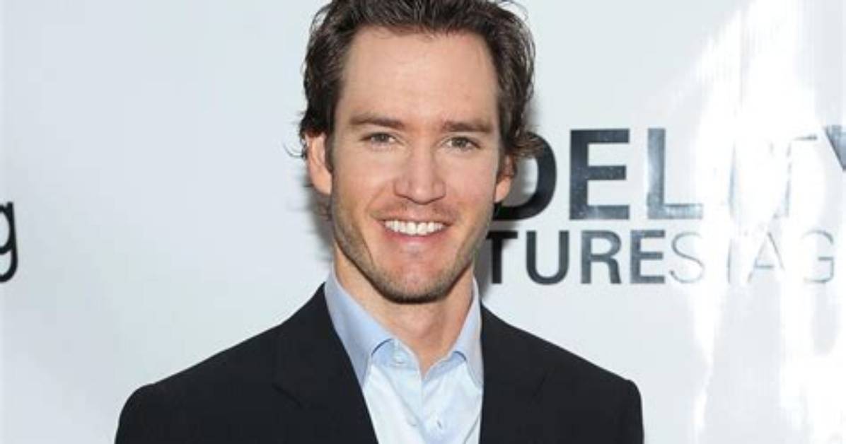 Unveiling the Story of Mark Paul Gosselaar's First Wife