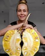 Zhanna D’art Height, Weight, Net Worth, Age, Birthday, Wikipedia, Who, Nationality, Biography